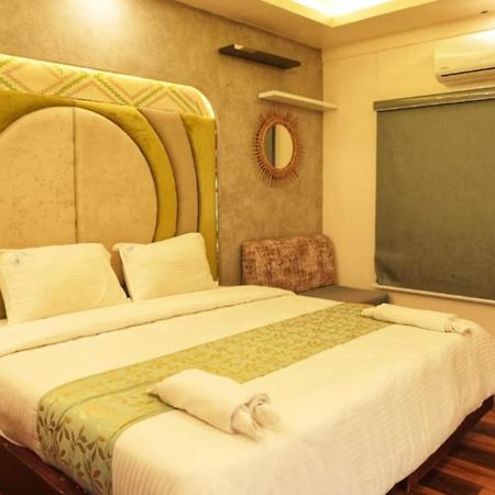 Victoria Houseboats Hotel Alappuzha ภายนอก รูปภาพ